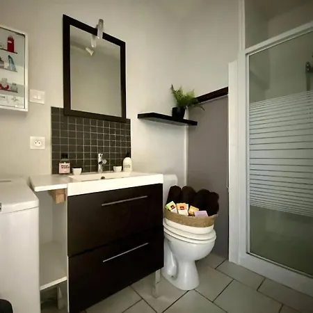 Logis Du Parc By Melrose Lägenhet *