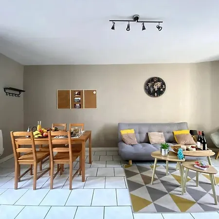 Logis Du Parc By Melrose Appartamento