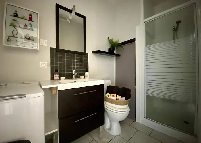 Logis Du Parc By Melrose Daire *