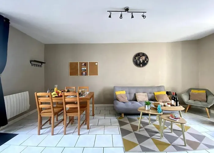 Logis Du Parc By Melrose Daire